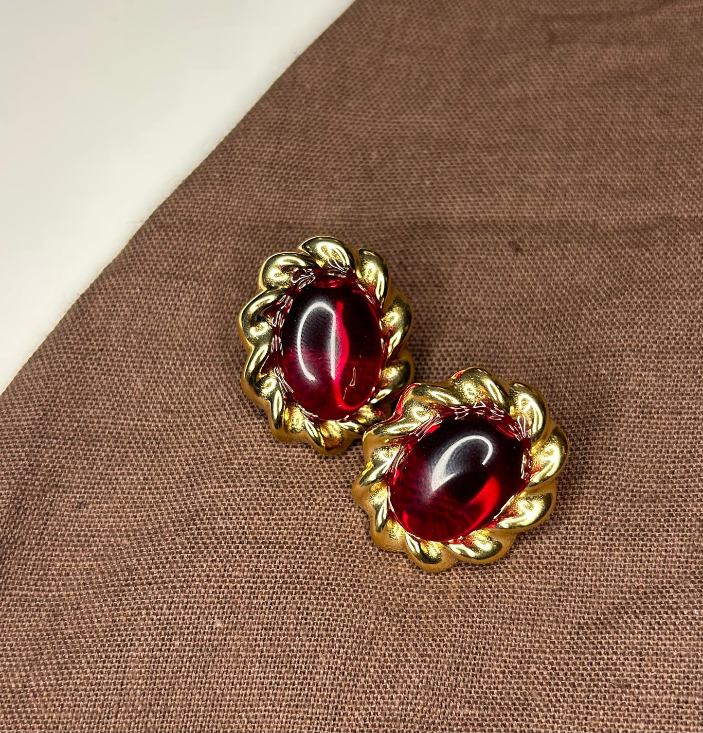 Boucles d’oreilles Rouge Dorée